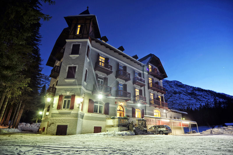 Hotel Croda Rossa Carbonin Eksteriør billede
